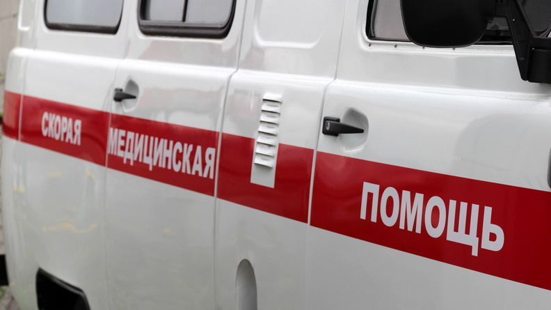 В Беляевском районе машина "скорой" помощи слетела в кювет