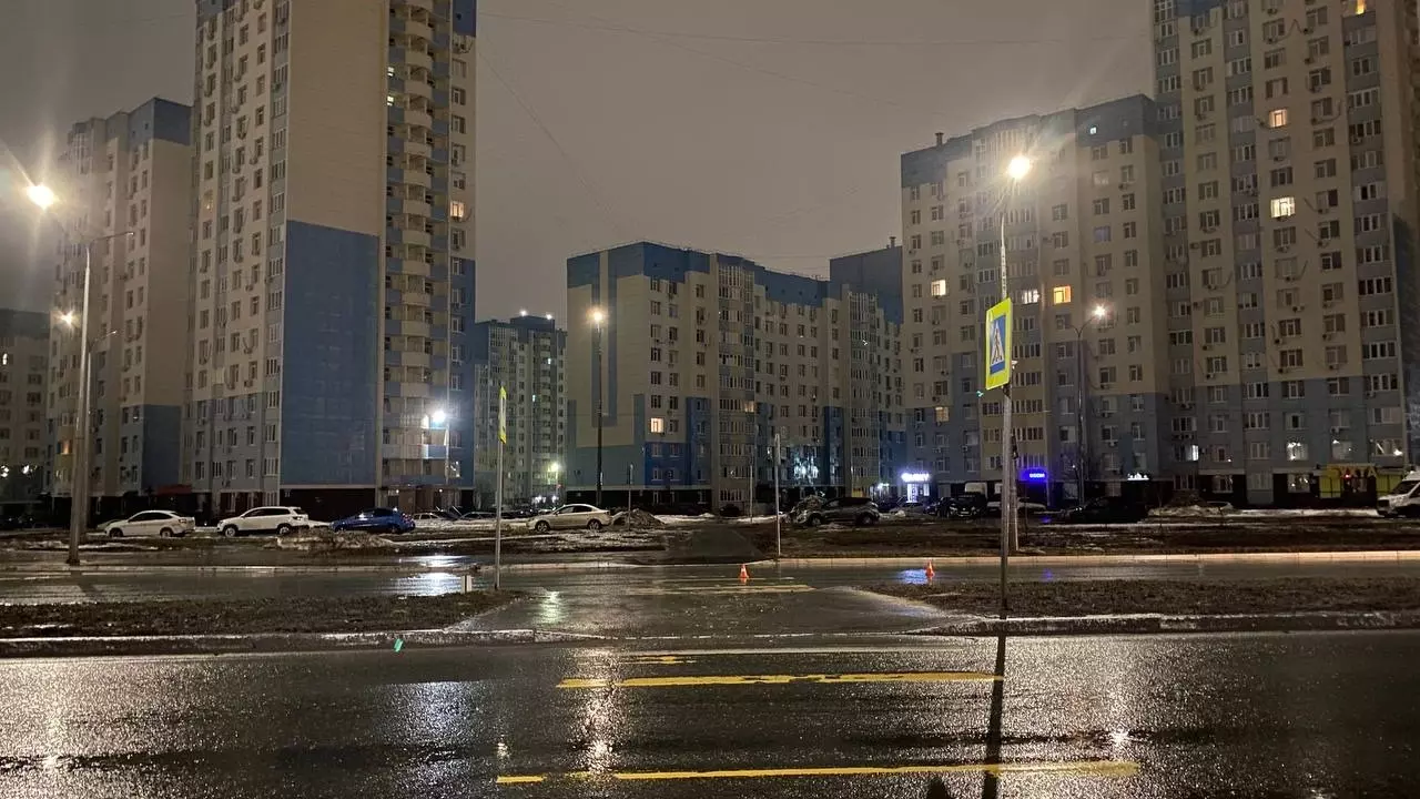 В Оренбурге на улице Гаранькина сбили 15-летнюю школьницу