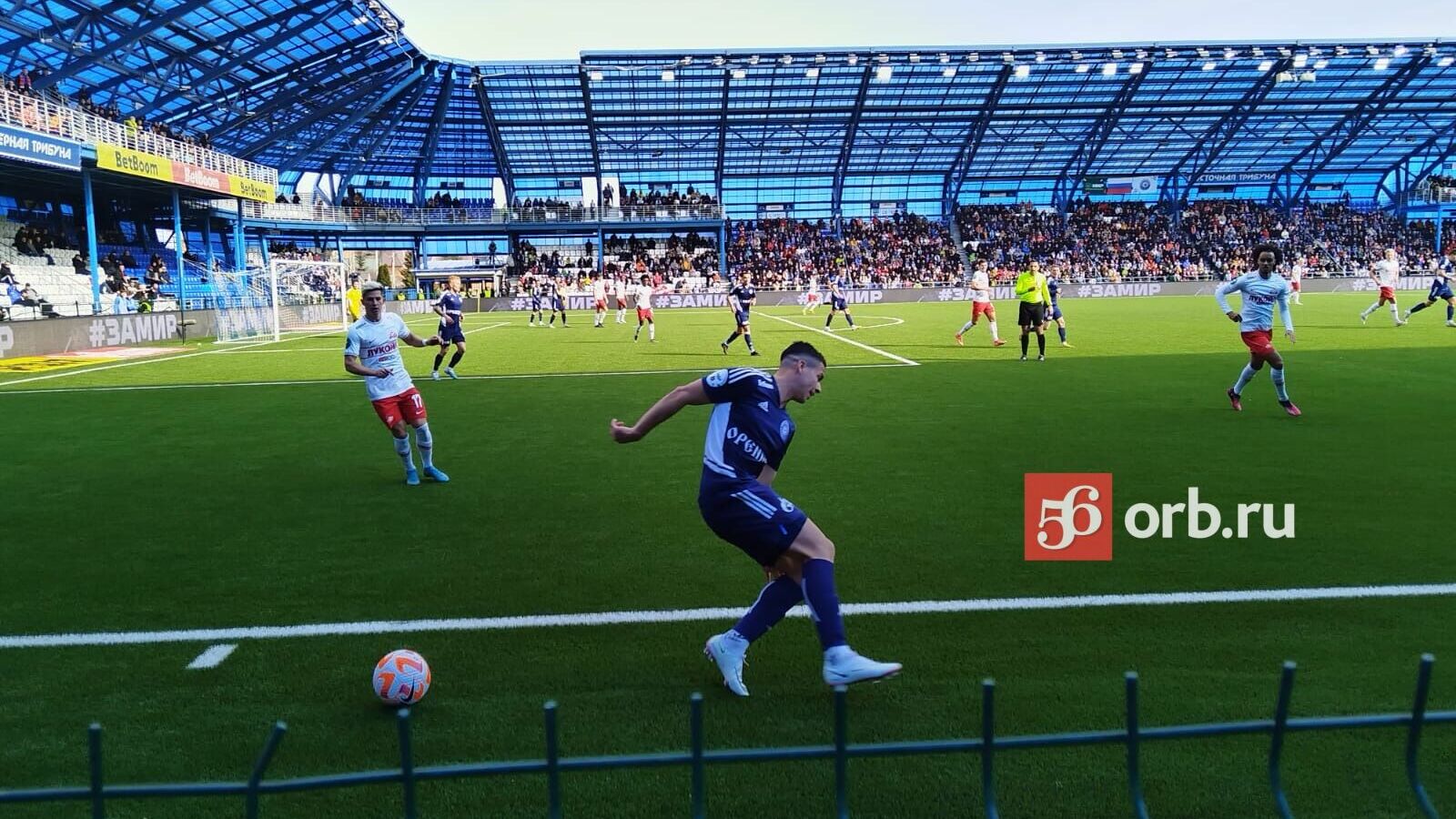ФК «Оренбург» забил два безответных мяча в ворота соперника