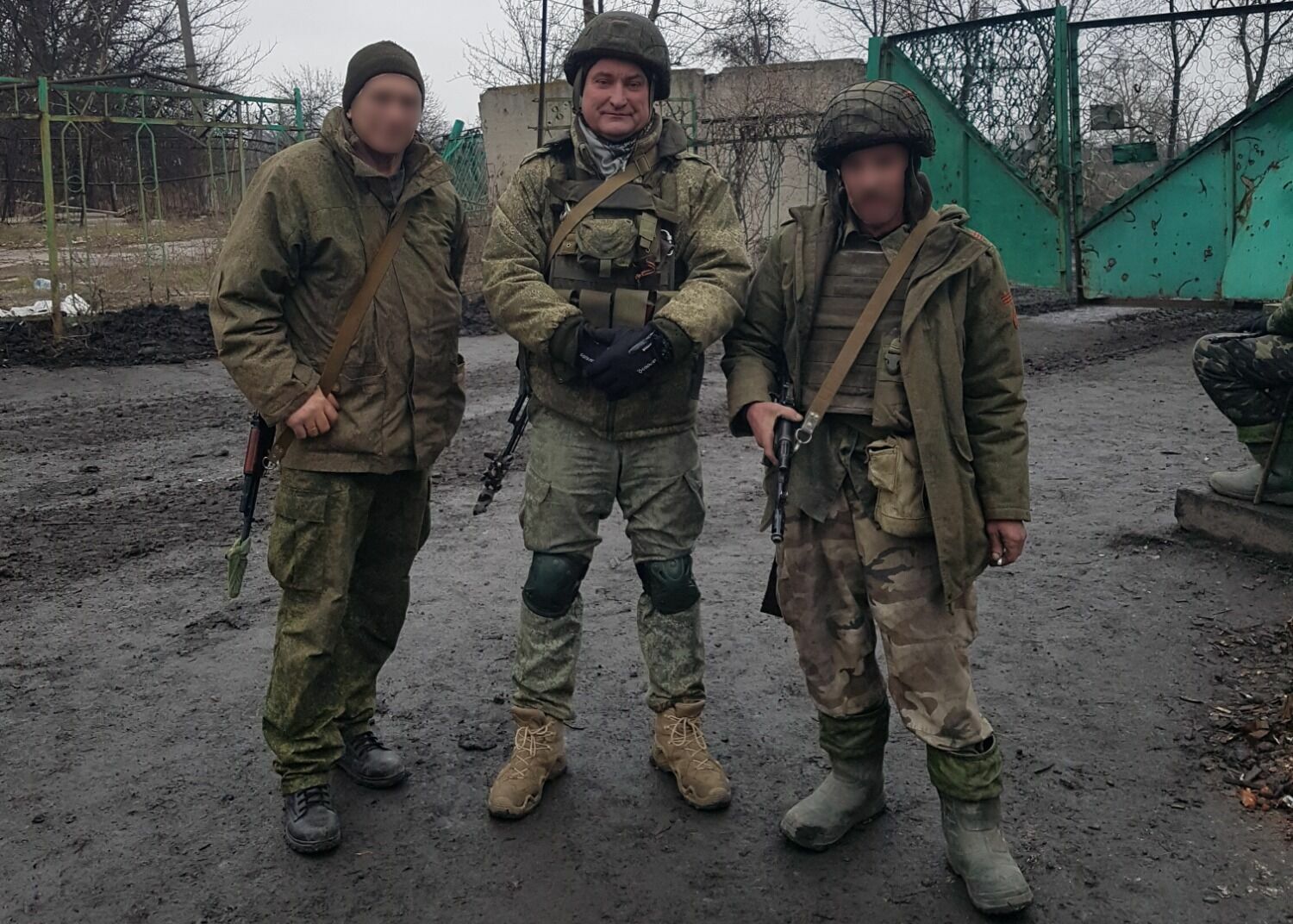 С сослуживцами — бойцами оренбургского добровольческого отряда