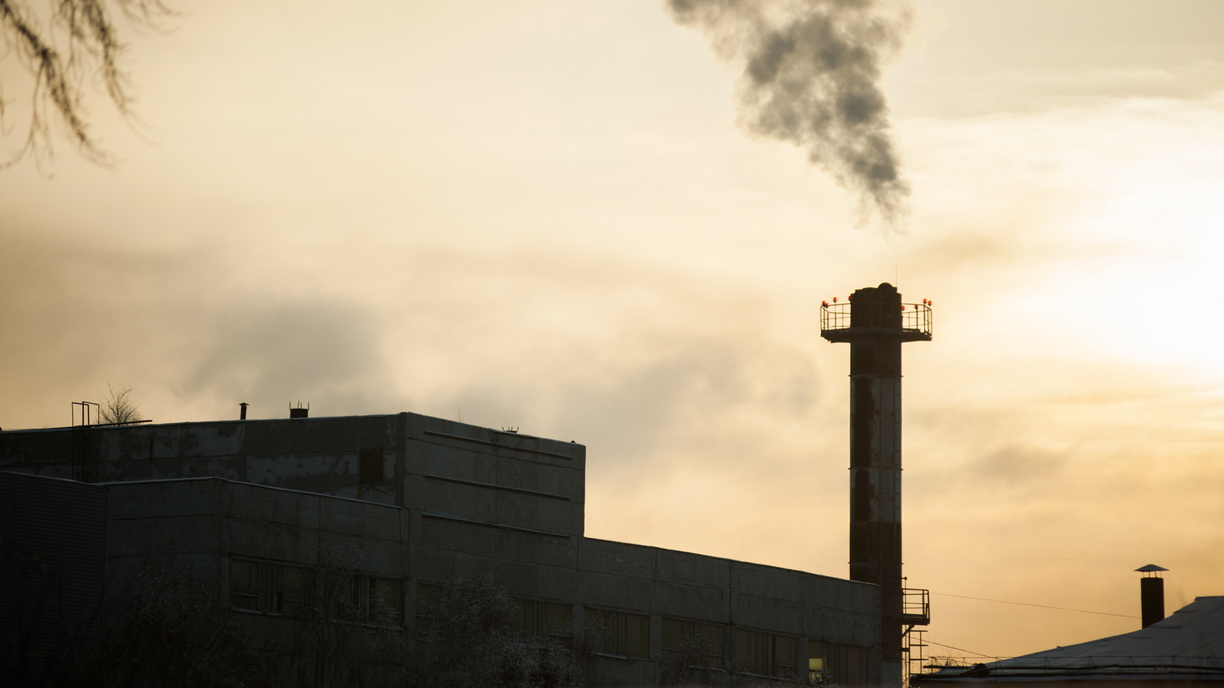 В Оренбургской области подсчитают ущерб от вредных выбросов в атмосферу