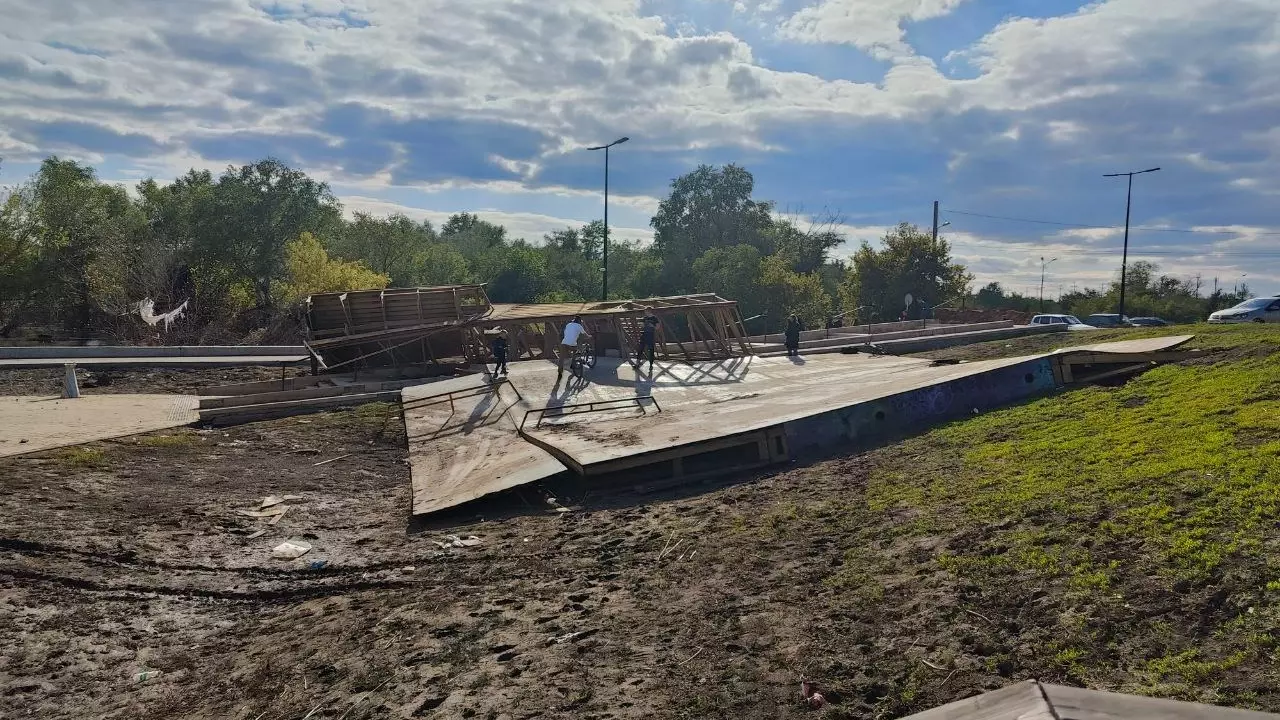 Скейт-парк в Оренбурге разрушен