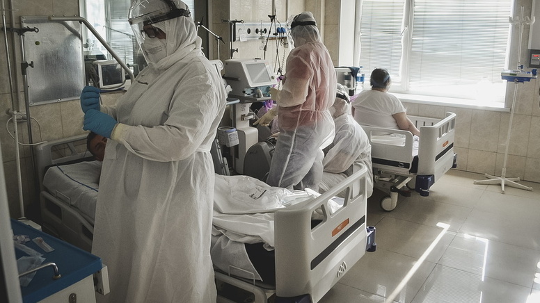 В больницах Оренбуржья к аппаратам ИВЛ подключен 131 пациент с COVID-19