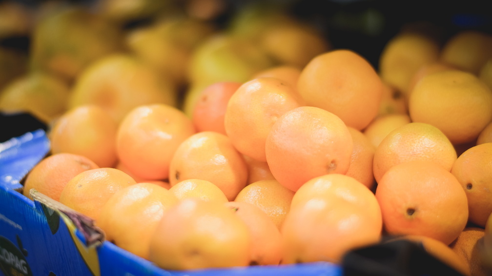 В Оренбуржье не впустили фуры с 40 тоннами мандаринов