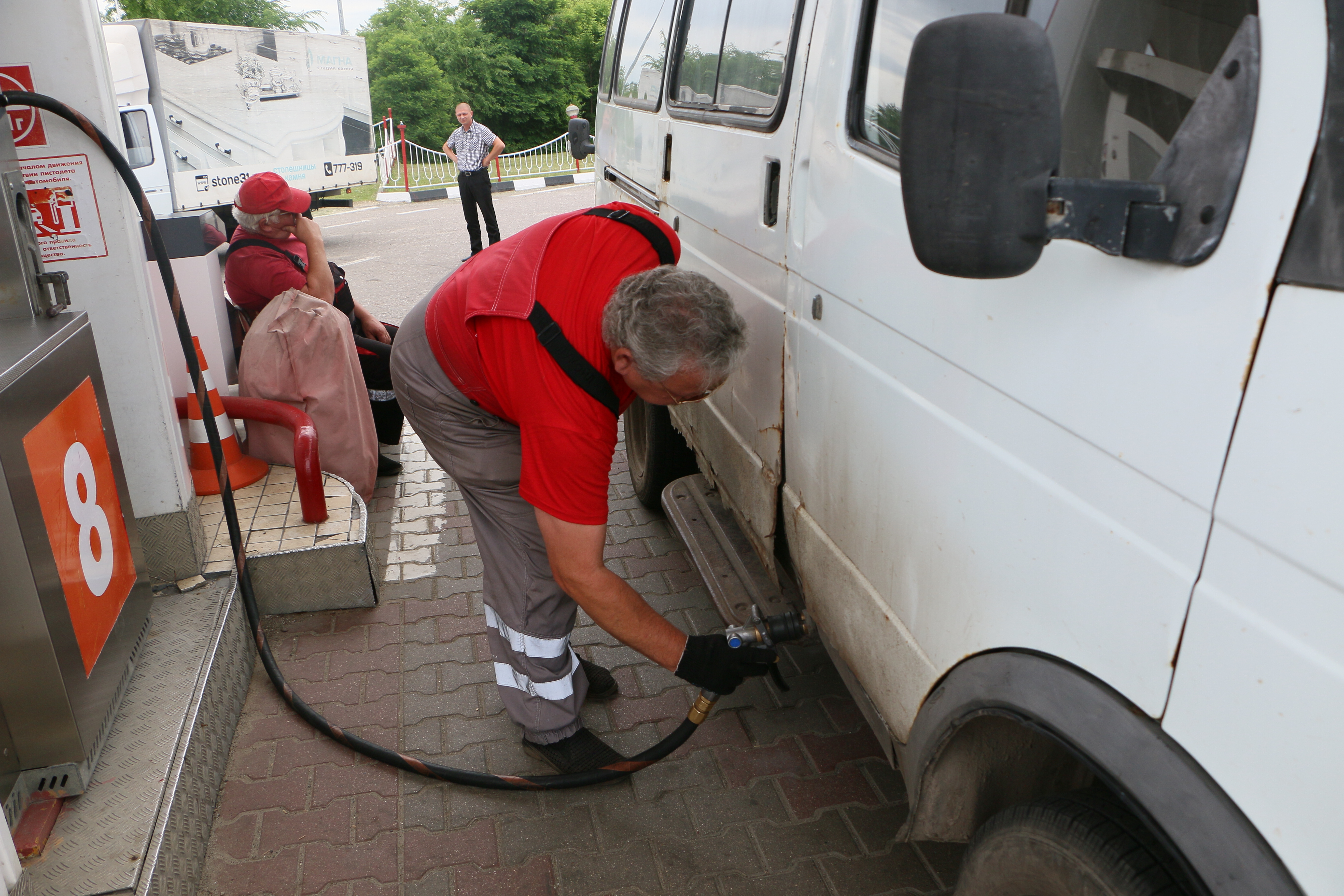 Дешевый газ есть, но не про вашу честь: АГЗС в Оренбурге не снижают цену на топливо