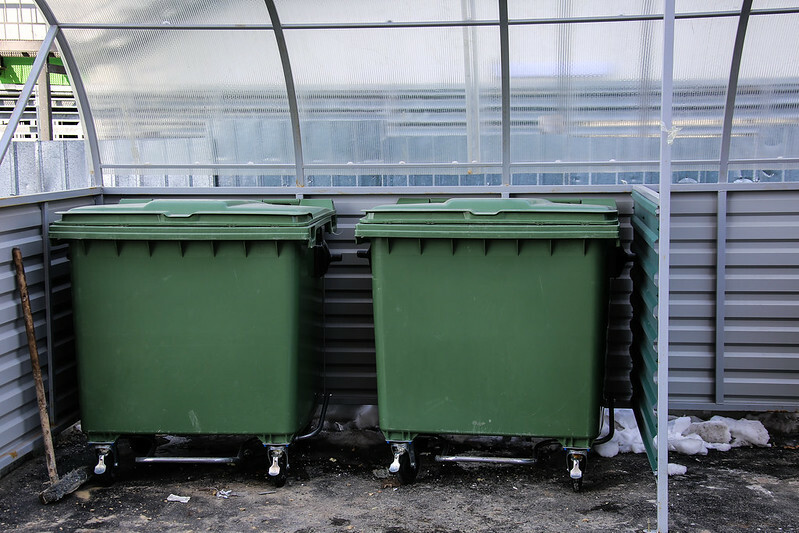 В Оренбургской области предложили отменить плату за вывоз мусора для детей