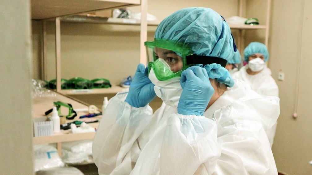 В оренбургском областном тубдиспансере 15 пациентов заболели коронавирусом