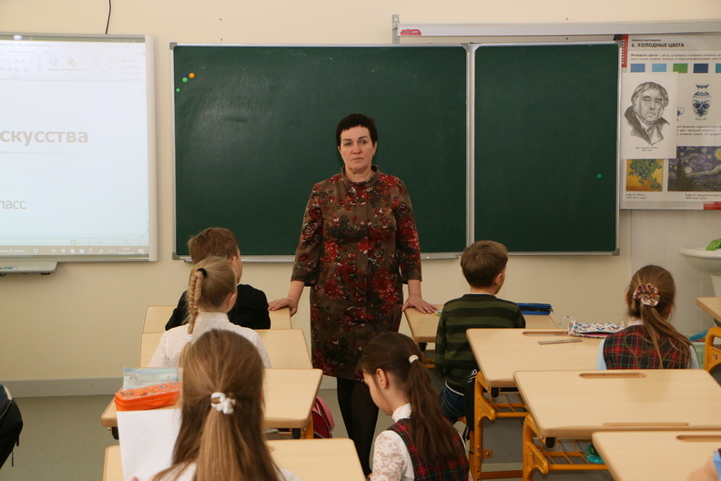 В школы Оренбуржья на работу готовы принять более 400 учителей