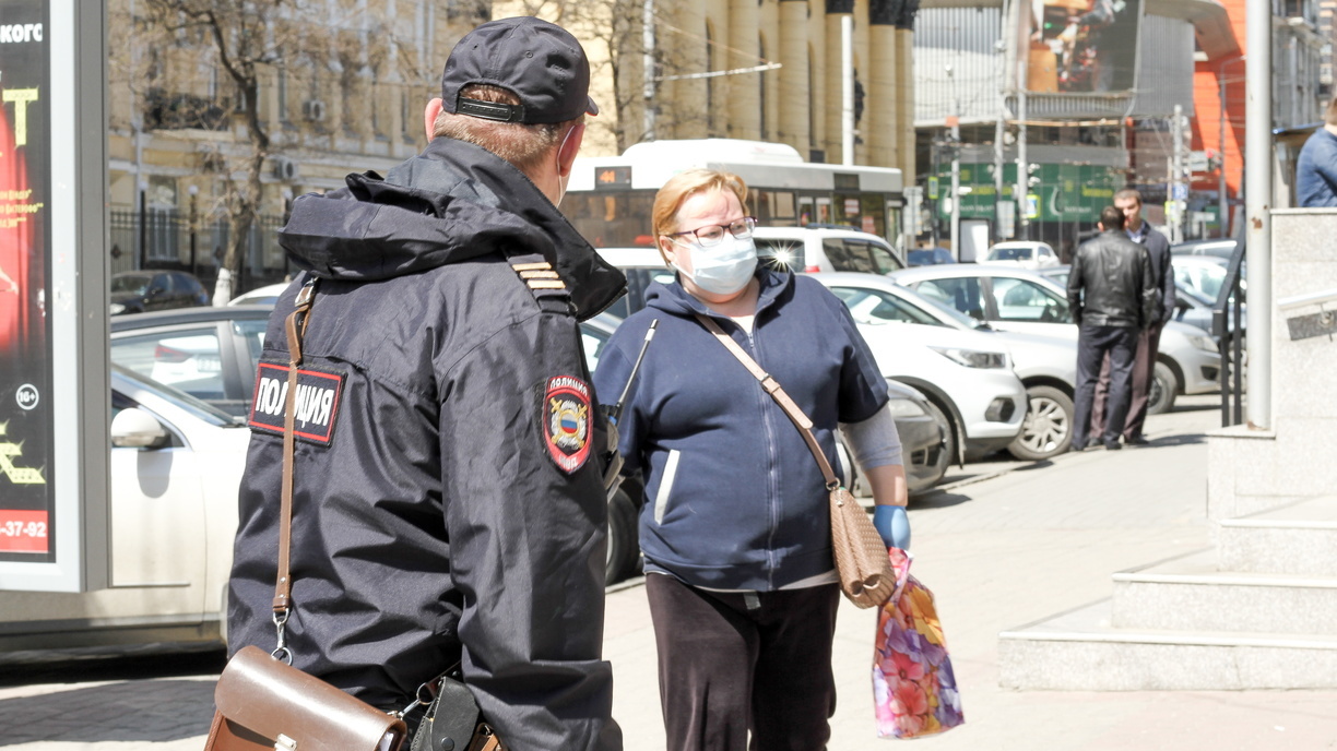 На улицах Оренбурга начали ловить нарушителей режима самоизоляции