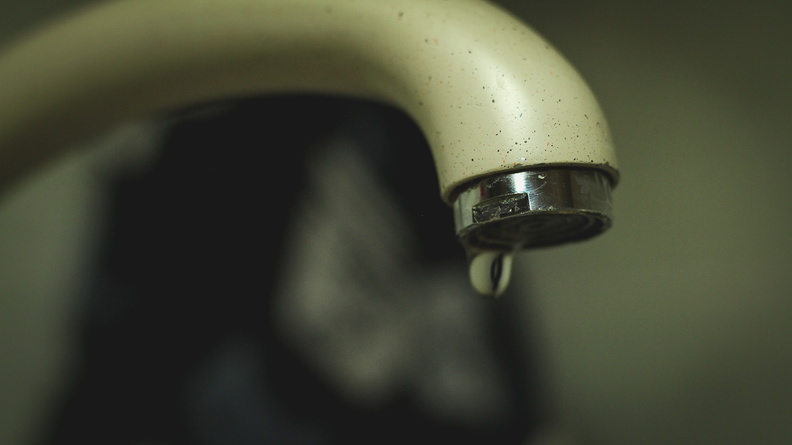 Жители Новотроицка сообщают об отсутствии воды в квартирах