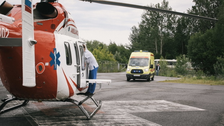В Оренбург на вертолете санавиации доставили 13-летнюю девочку, выпавшую из окна
