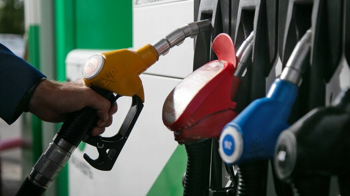 Цены на бензин и дизельное топливо в Оренбургской области остаются на прежнем уровне