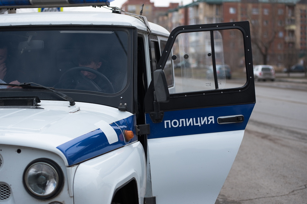 В Александровском районе задержали мужчин, угрожавших детям убийством