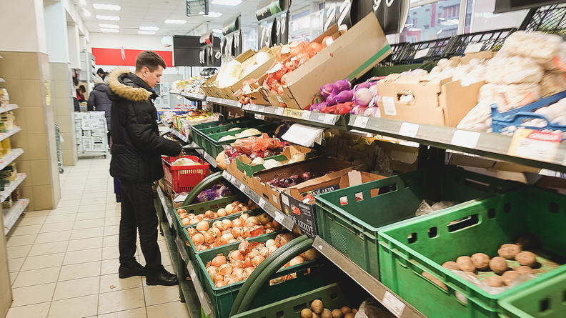 В магазинах Оренбуржья планируют снизить розничные цены