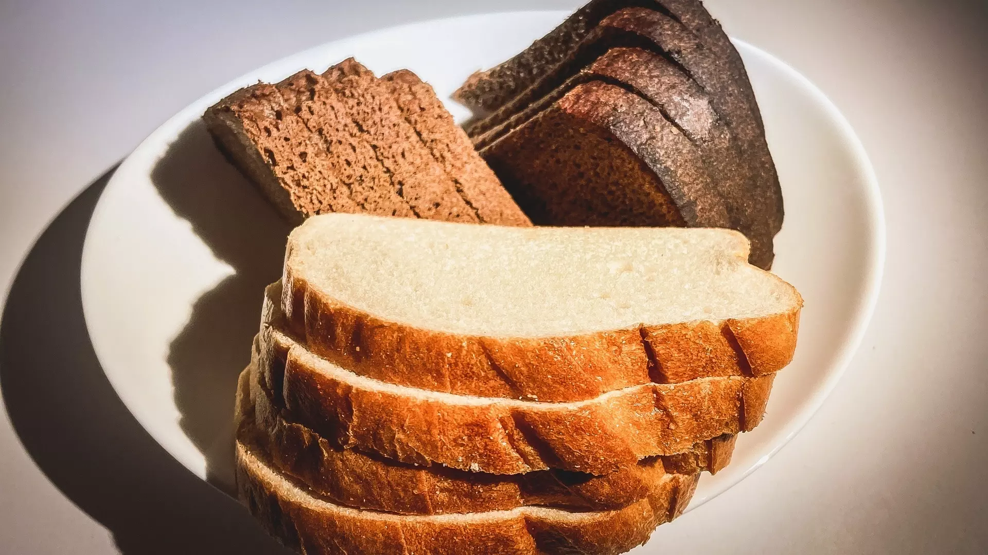 Оренбургская область вошла в ТОП-3 рейтинга ПФО по ценам на хлебобулочные изделия.
