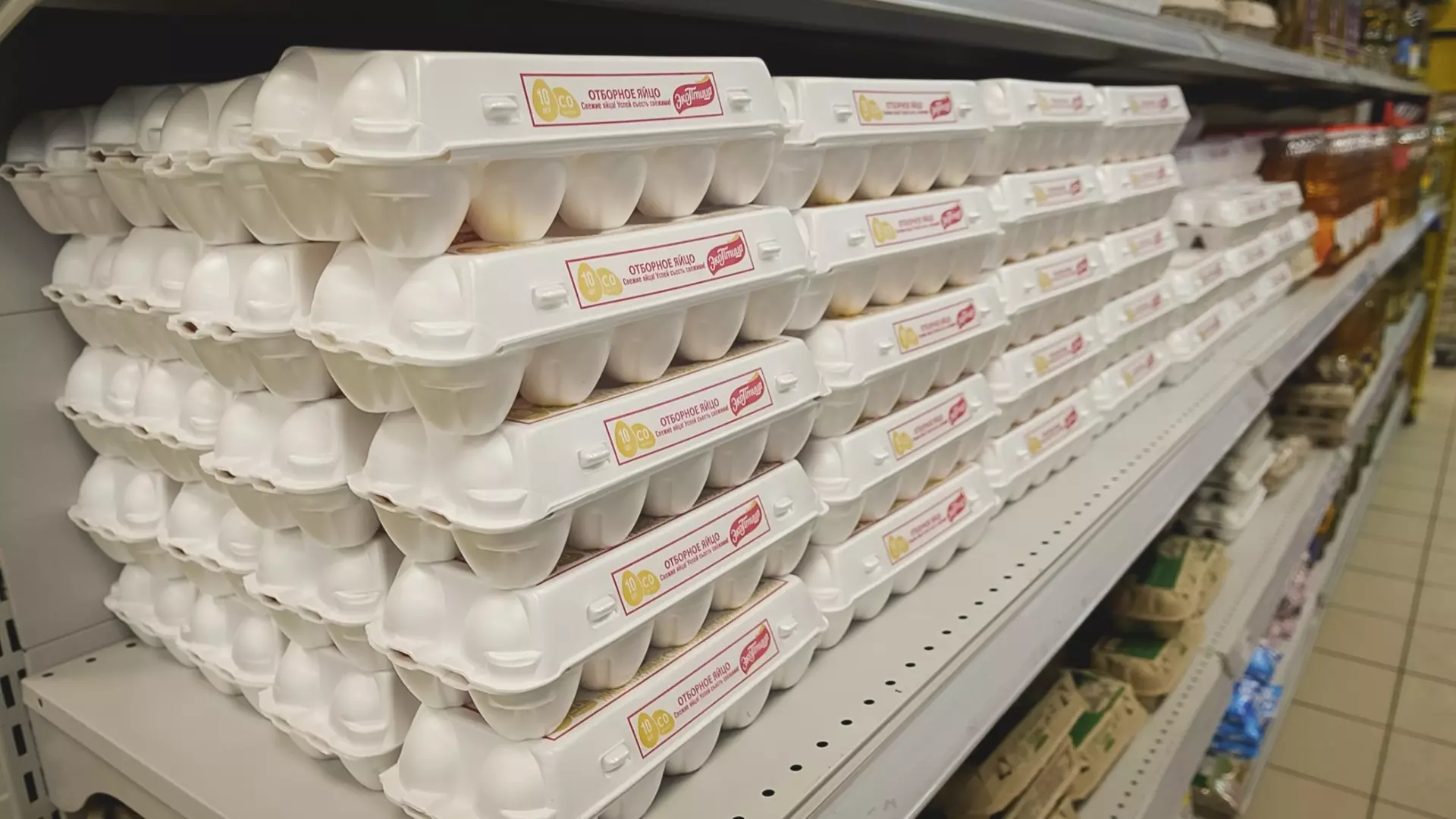 Яйца в магазинах не в дефиците