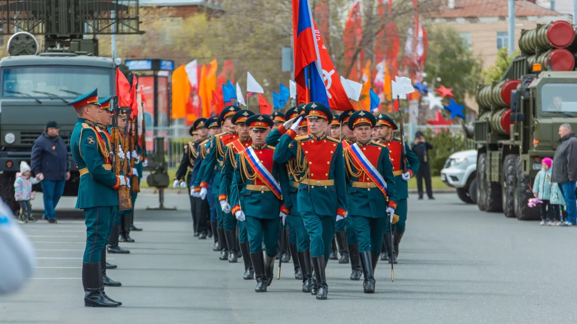 Газодобытчики организовали в Оренбурге торжественные мероприятия в честь Дня Победы