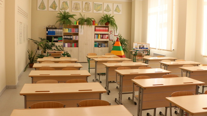 На востоке Оренбуржья в ряде школ отменили занятия из-за мороза