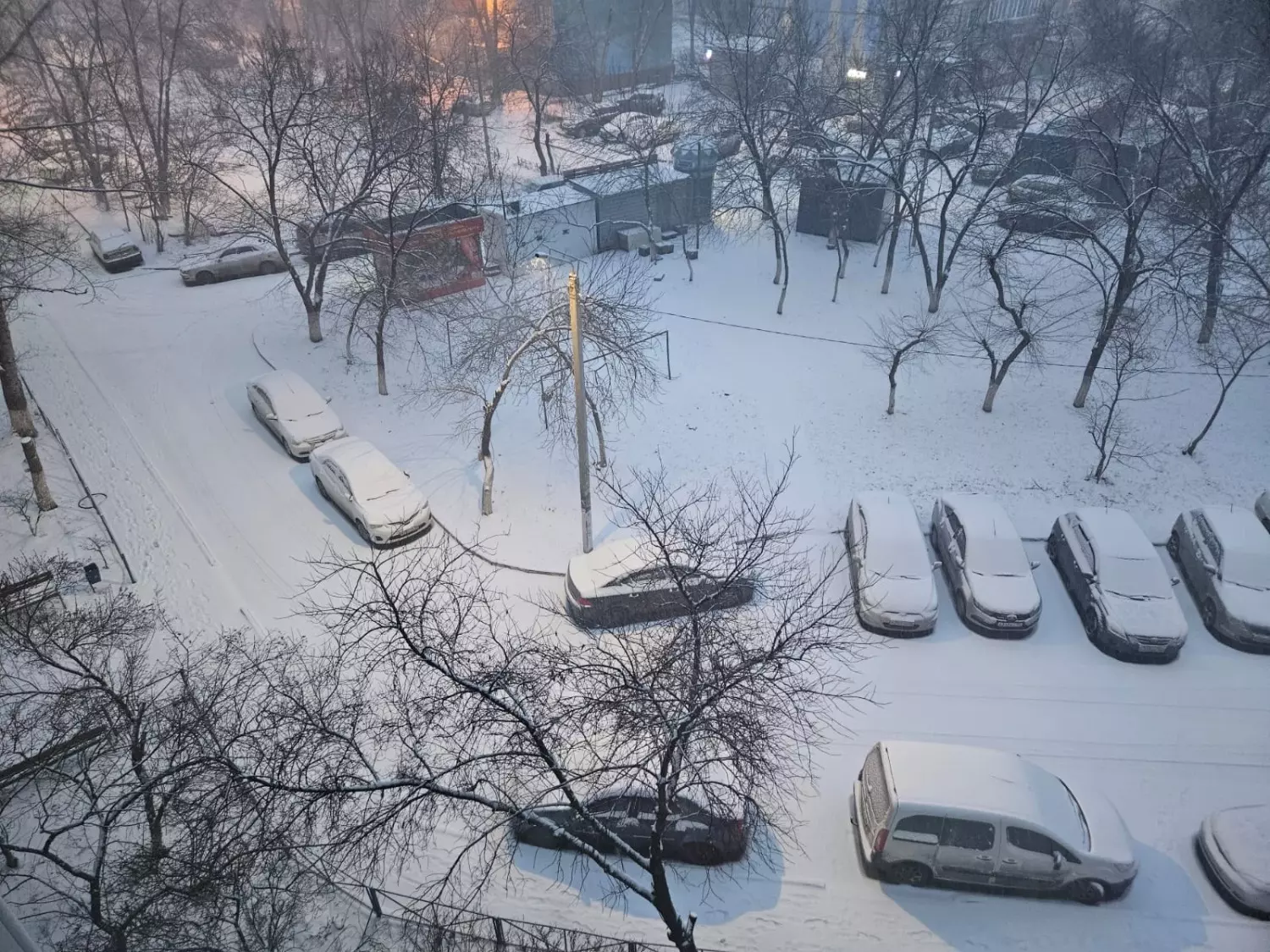 В Оренбурге начался снегопад