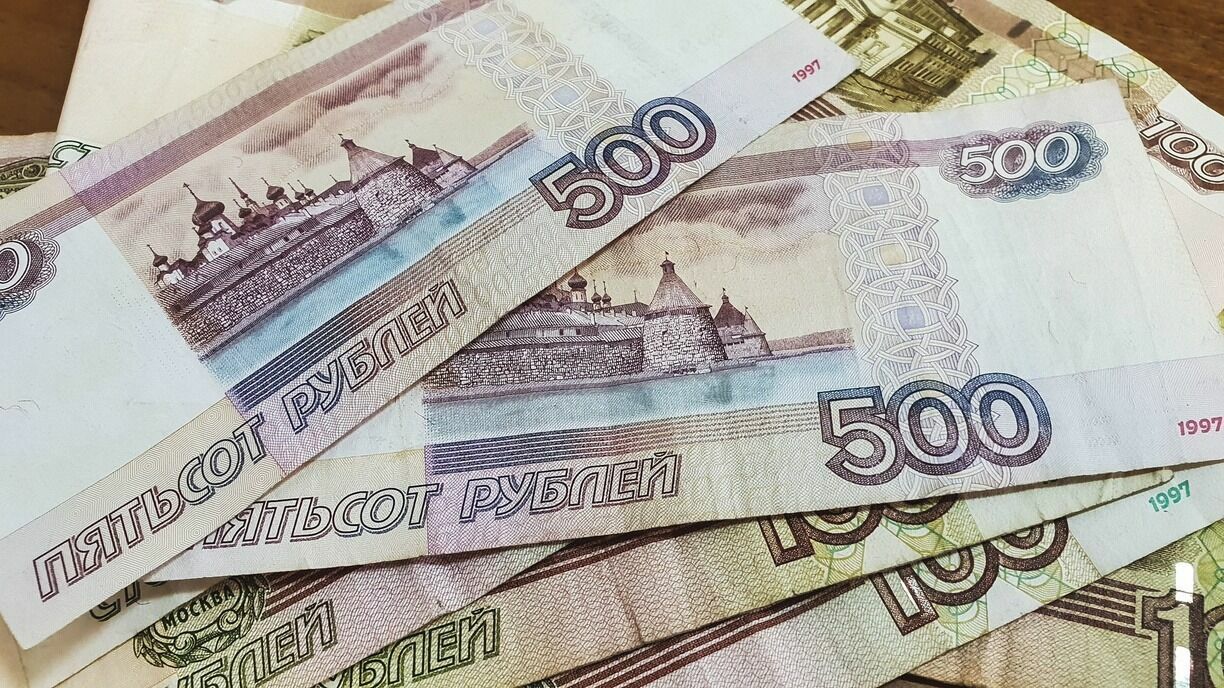 В марте ЭнергосбыТ Плюс списал должникам-жителям Оренбургской области 2,6 млн рублей