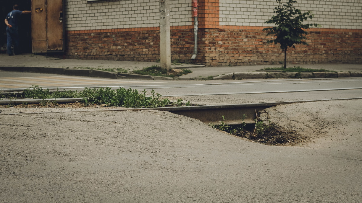 Жительница Новотроицка получит денежную компенсацию за падение в яму