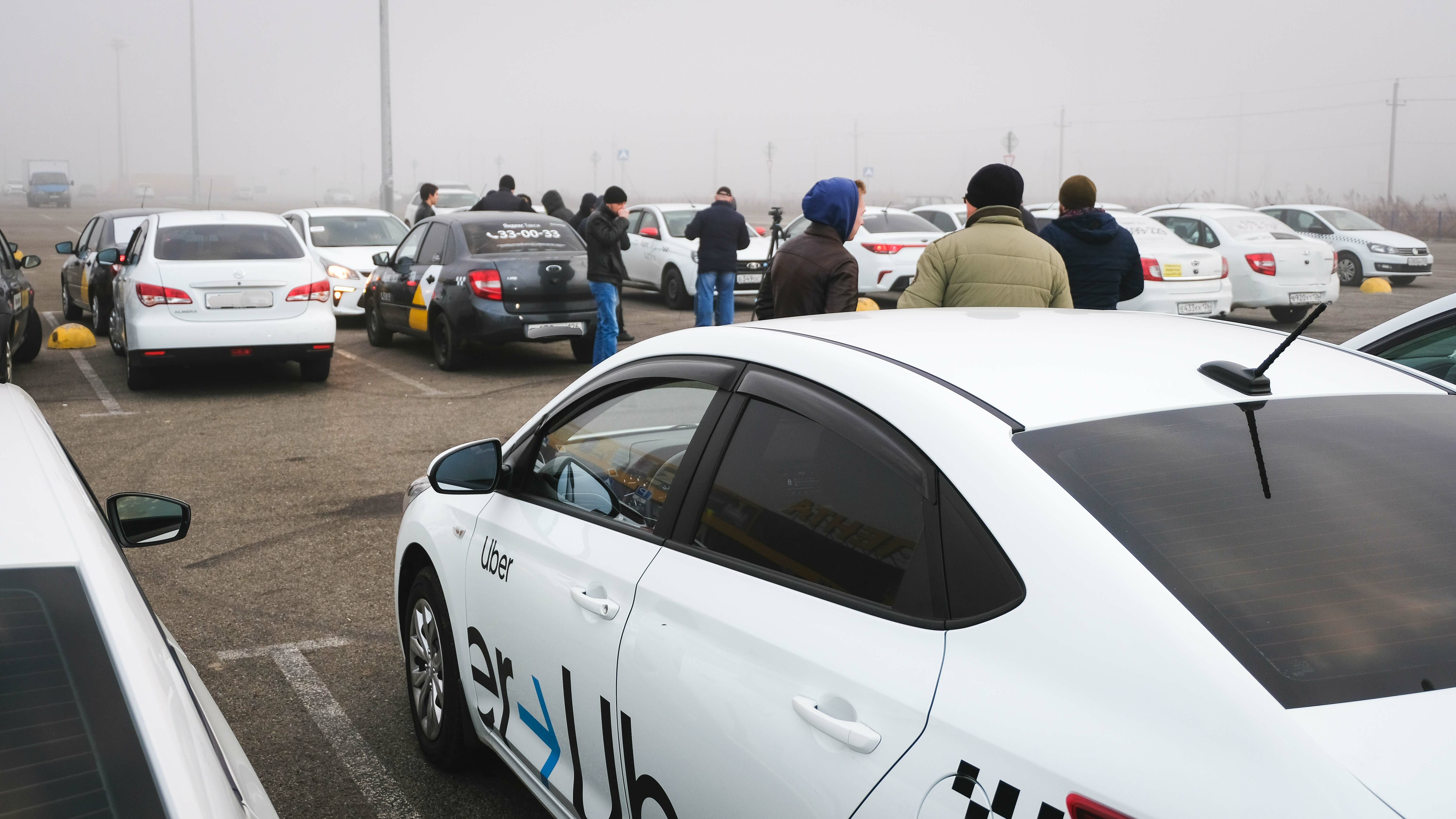 Оренбург вошел в число городов, где стали меньше пользоваться такси