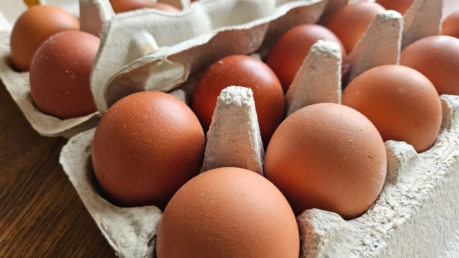 Свежие яйца пролежат в холодильнике месяц