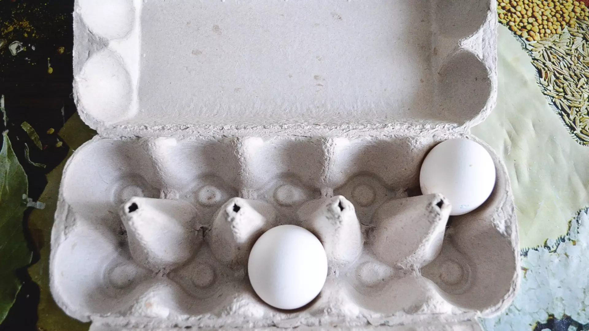 Яйца пока что не дешевеют