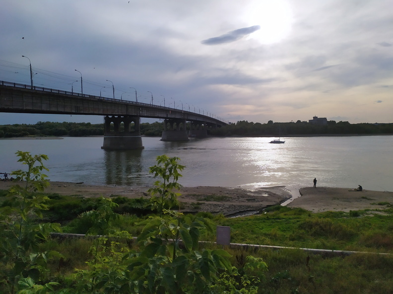 Из реки Сакмара в Оренбурге водолазы достали тело 16-летнего школьника