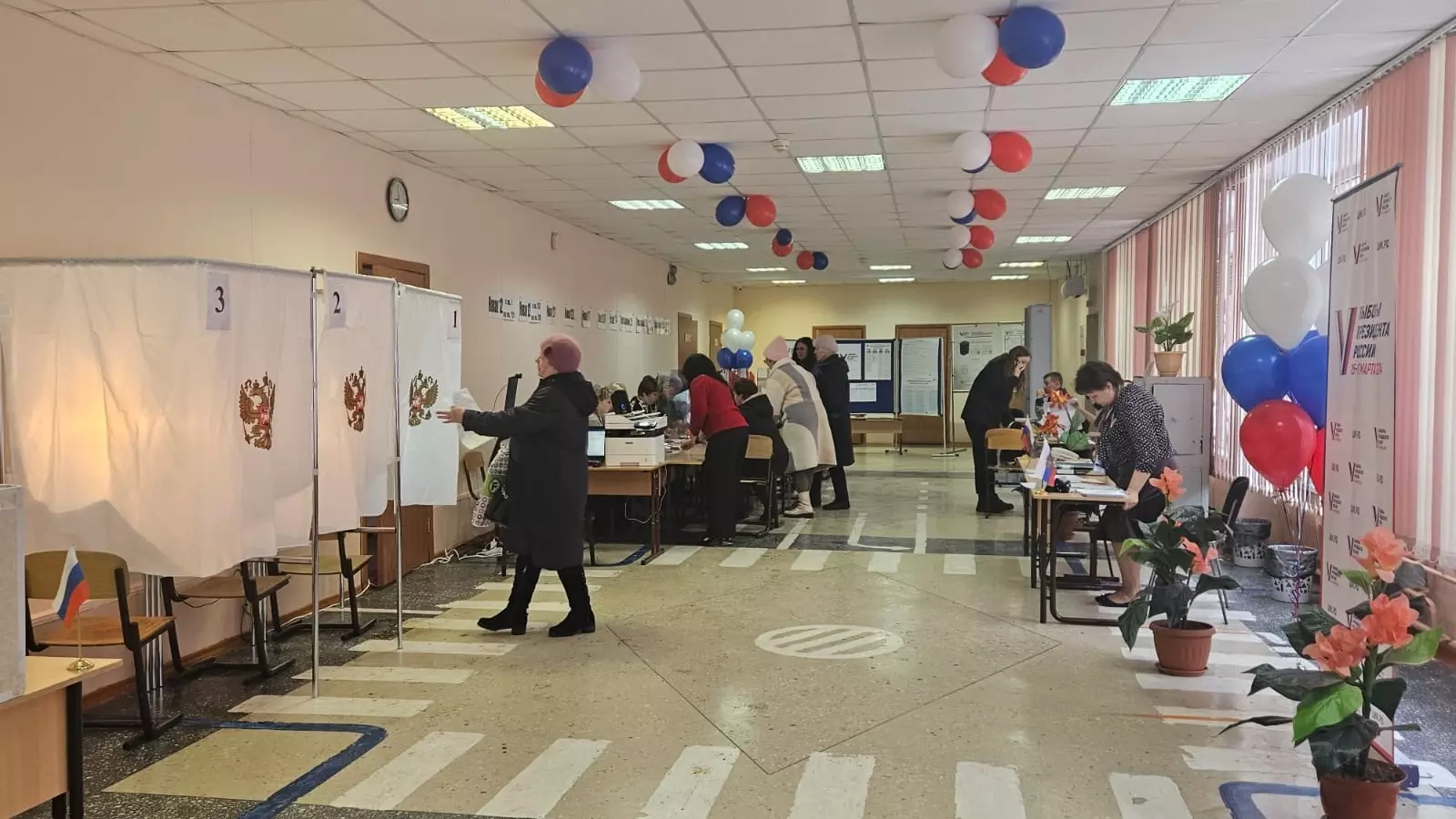На выборах Президента России уже проголосовали почти 800 000 оренбуржцев