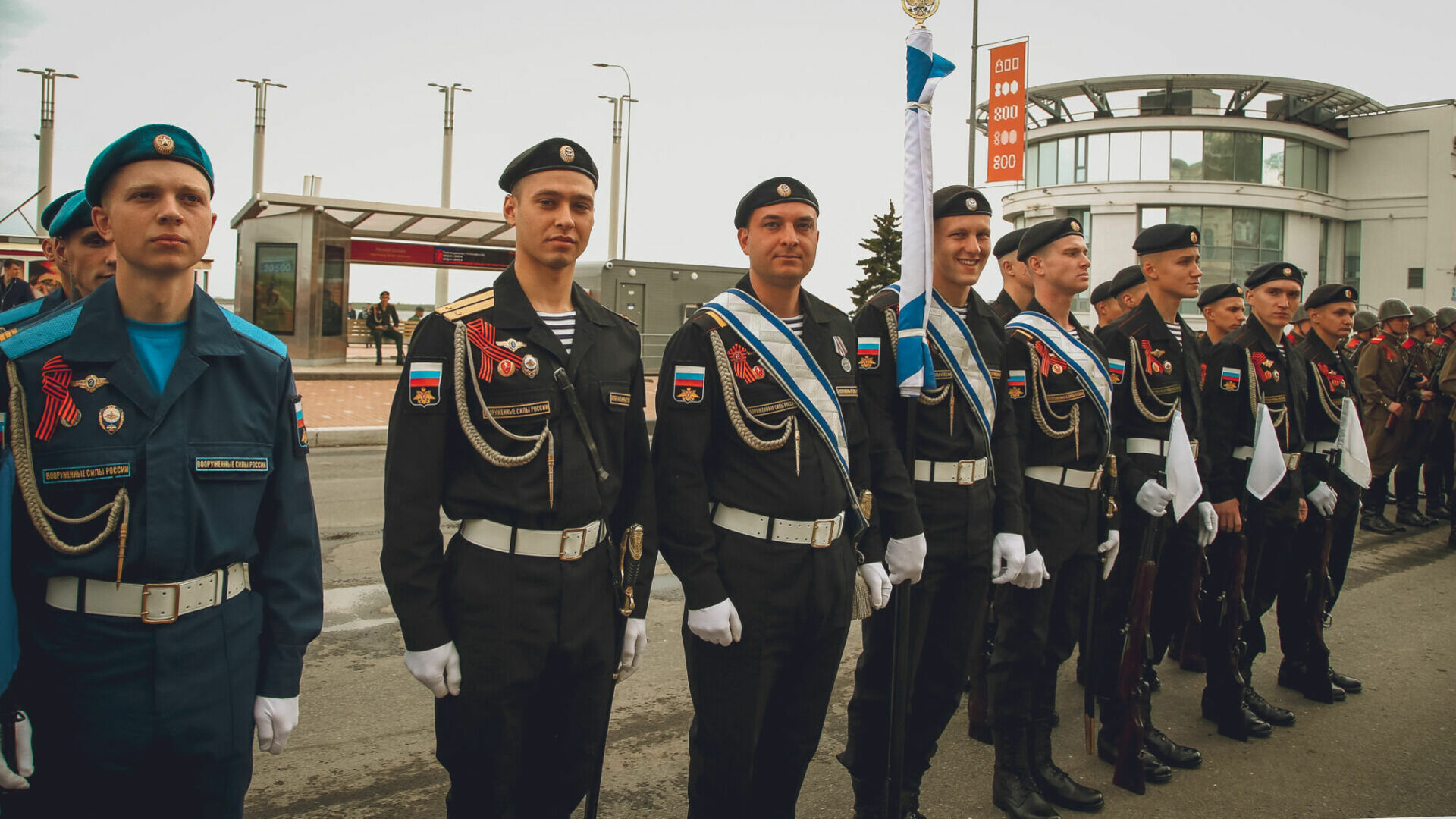 В Оренбург пришла разнарядка о наборе военнослужащих по контракту