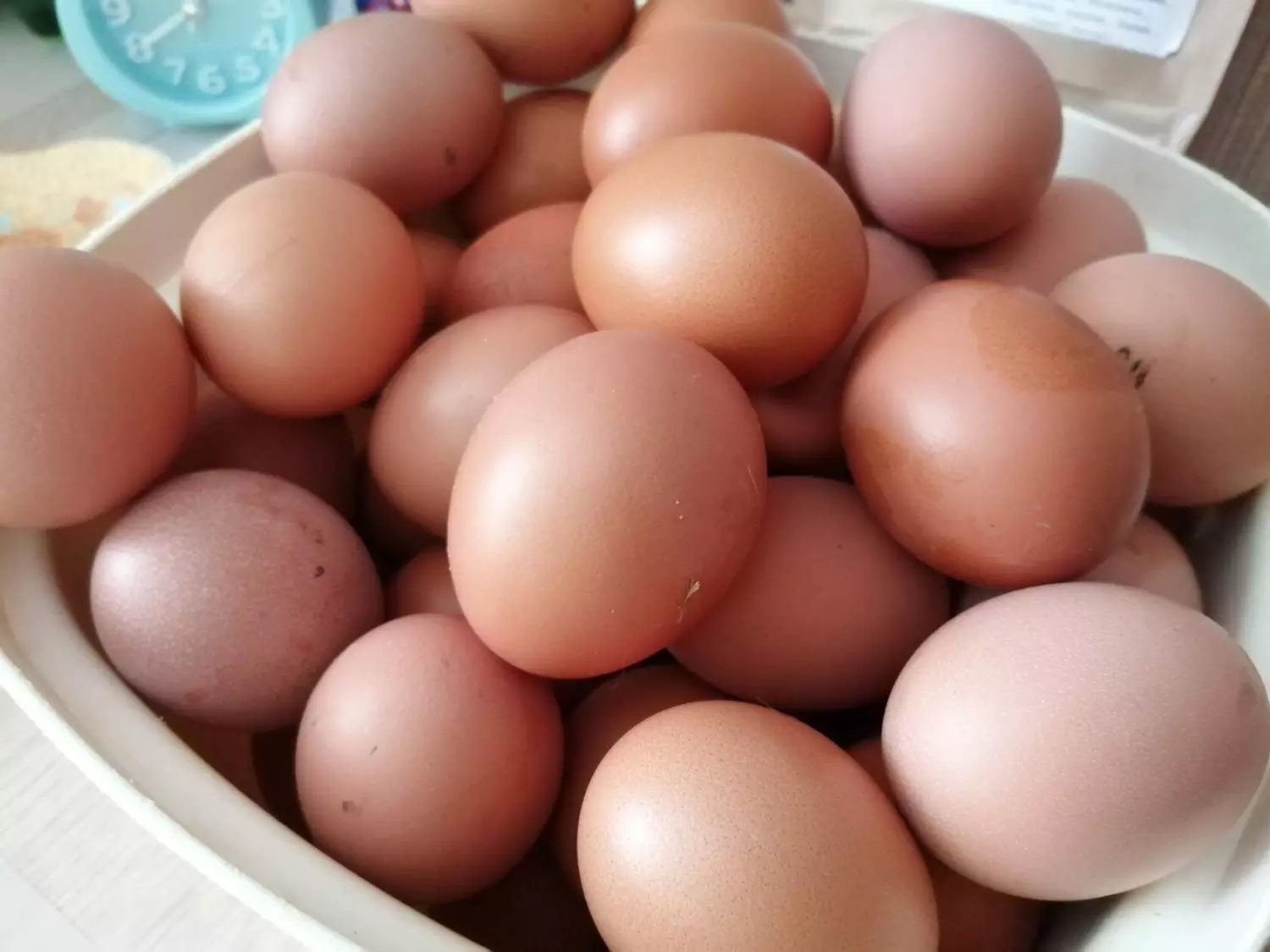 Деревенские яйца дешевле магазинных — нонсенс