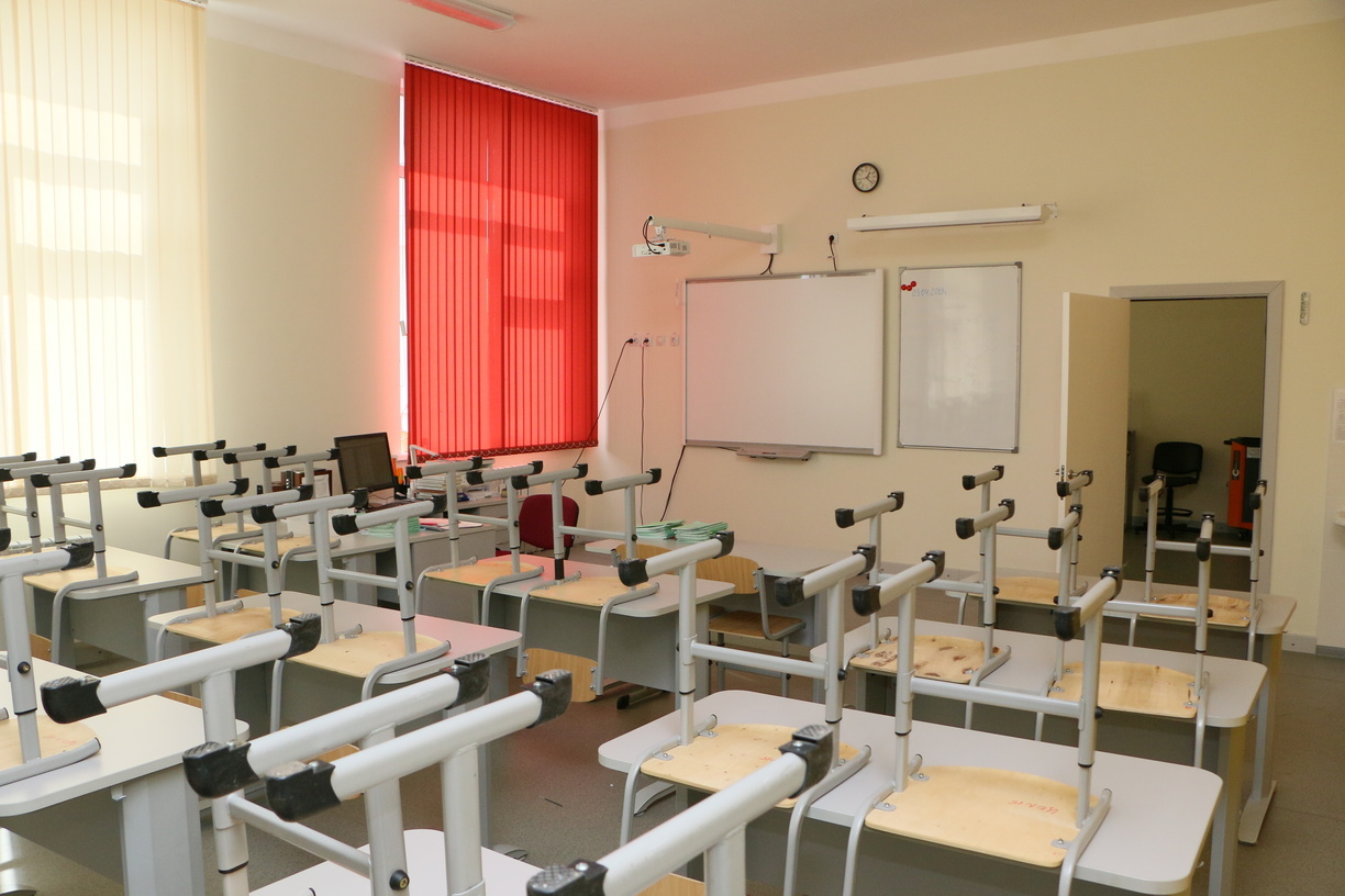 В Оренбургской области из-за коронавируса 38 школьных классов переведены на дистант