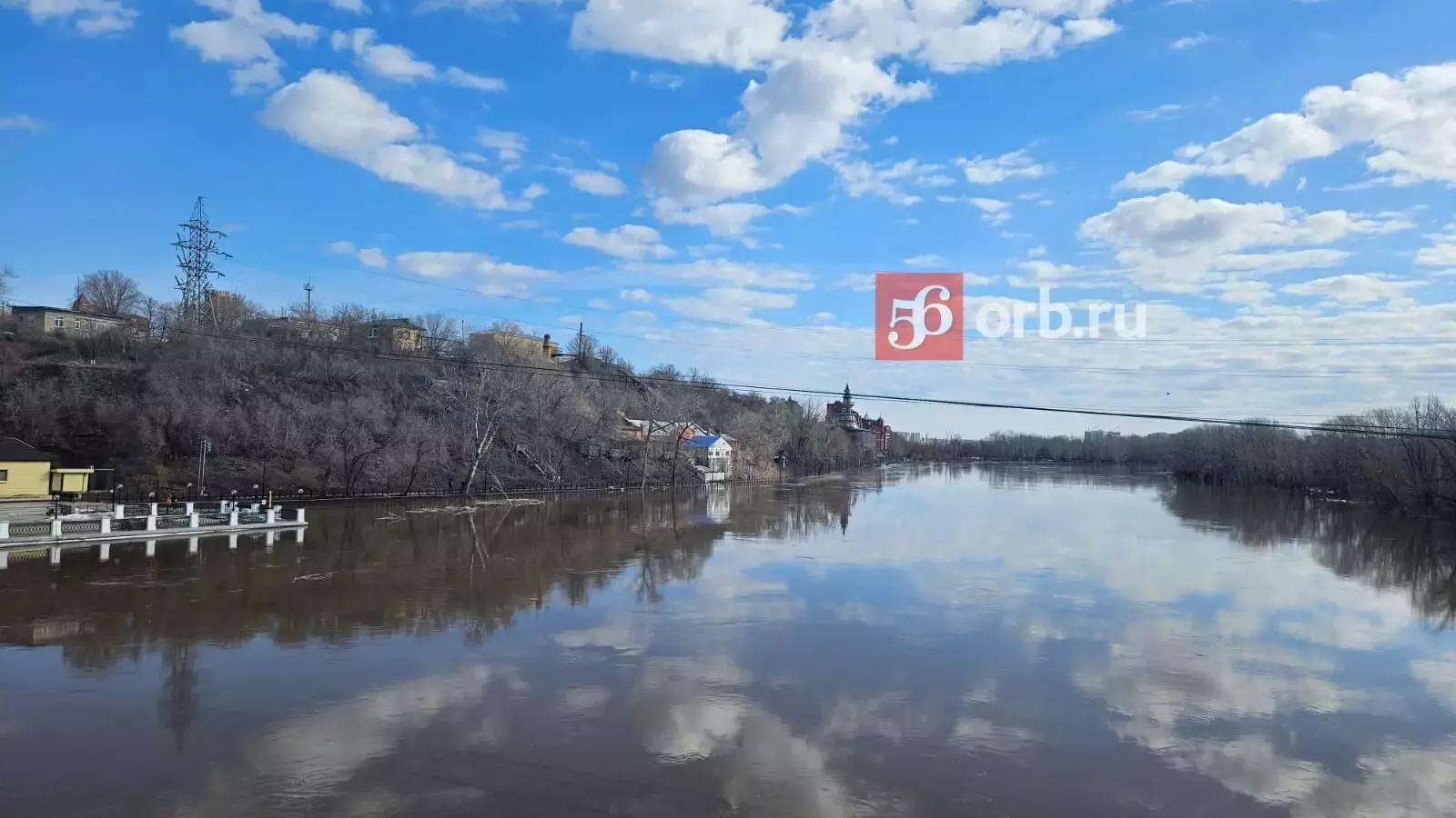 Вчера уровень воды в Урале у Оренбурга составлял 763 см